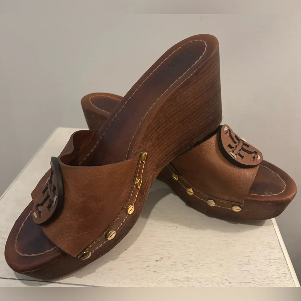 🤩 Modern VTG Tory Burch Leather Clog Wedge Sandals - Camel - Picture 2 of 13